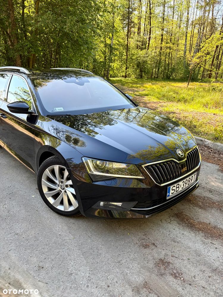 Skoda Superb 2.0 TDI 4x4 Style DSG - 8