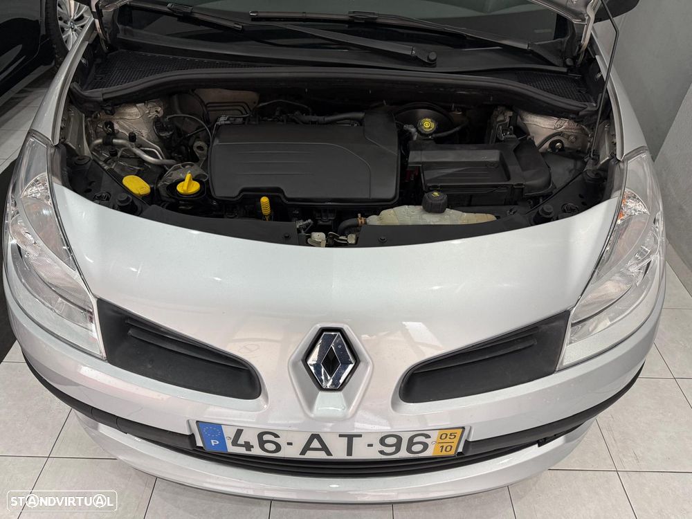 Renault Clio 1.2 16V Confort - 38