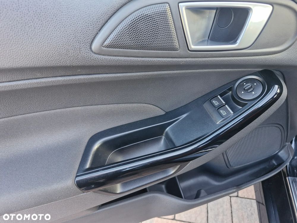 Ford Fiesta 1.0 EcoBoost STart-Stop ST-LINE - 18