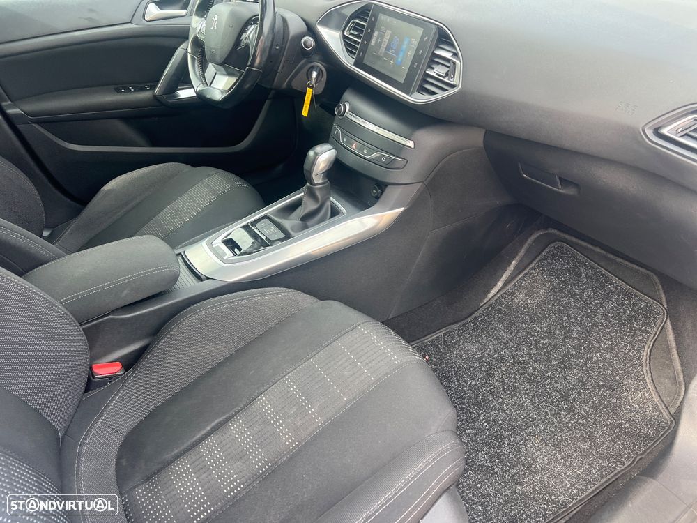 Peugeot 308 SW 1.6 BlueHDi Allure J17 EAT6 - 36