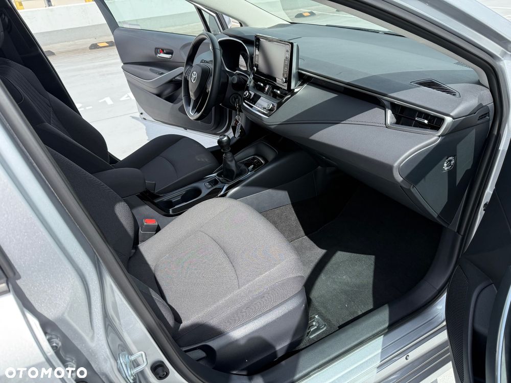 Toyota Corolla 1.5 Comfort - 20