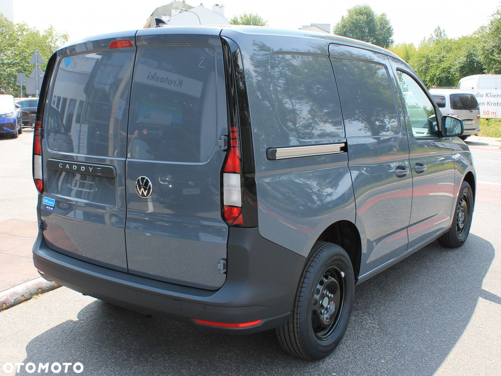Volkswagen Caddy Cargo 2.0 TDI Manual - 4