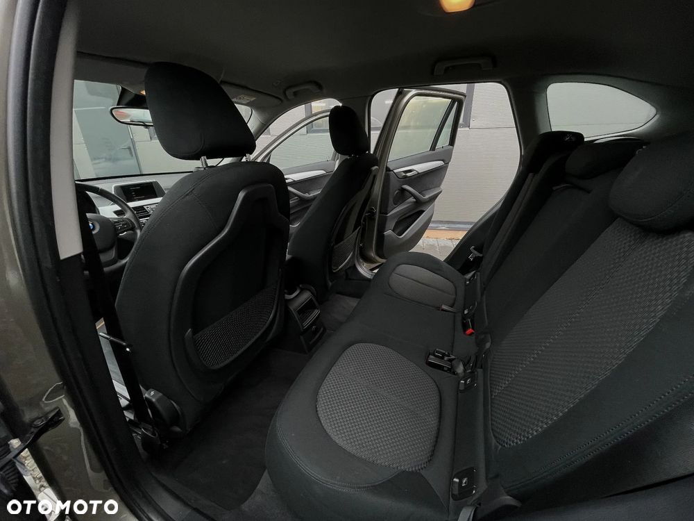 BMW X1 sDrive18d Advantage - 20