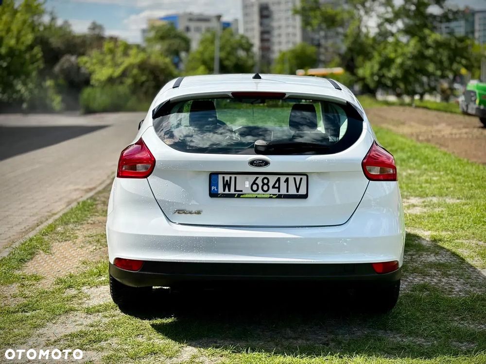 Ford Focus 1.5 TDCi Trend - 6