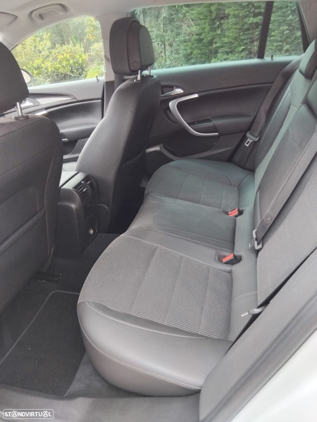 Opel Insignia Sports Tourer 2.0 CDTi Cosmo ecoFLEX - 10