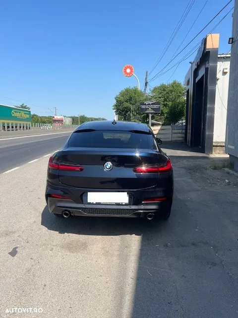 BMW X4 xDrive20d - 11