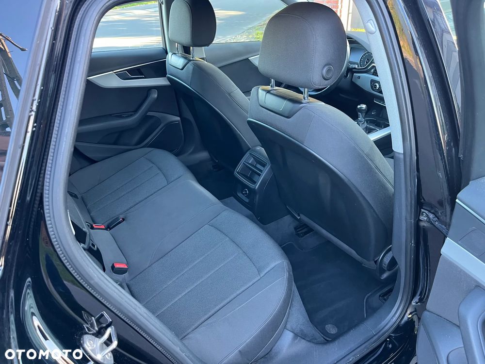 Audi A4 Avant - 9