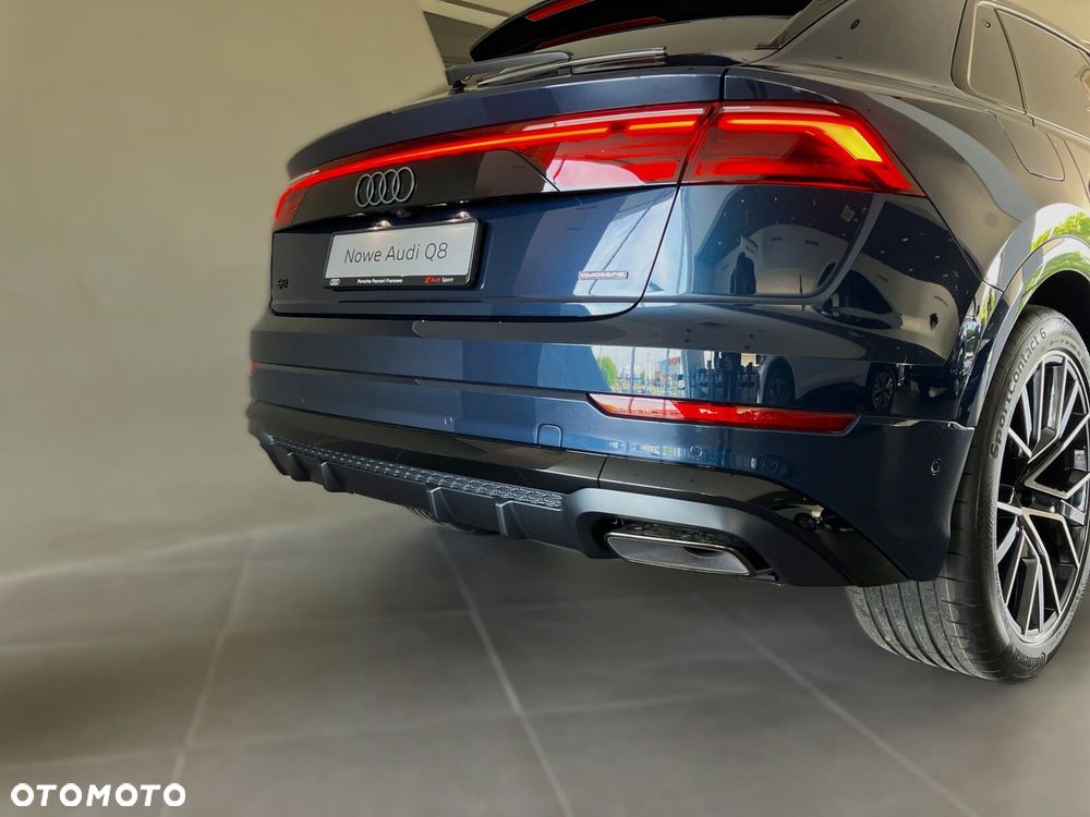 Audi Q8 - 10