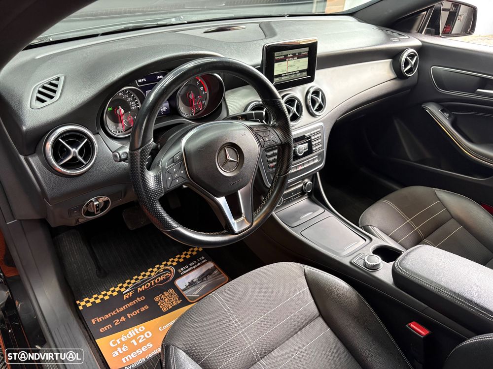 Mercedes-Benz CLA 220 d 7G-DCT AMG Line - 15
