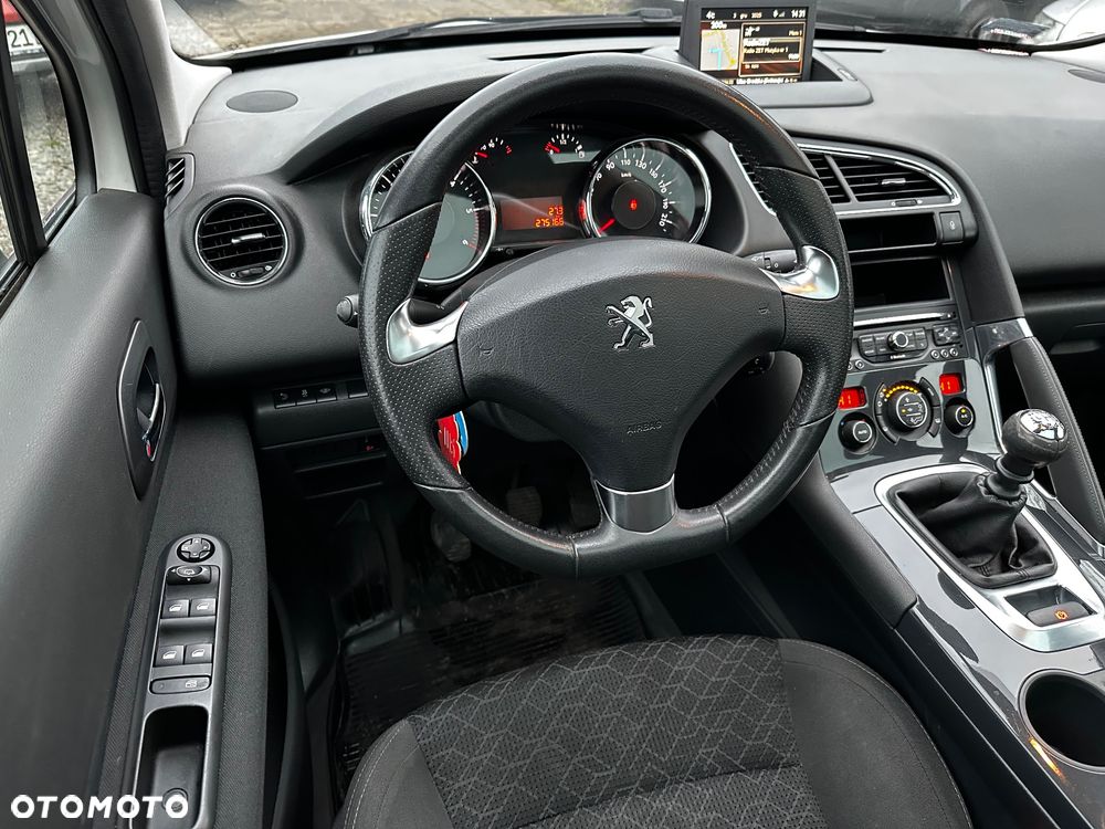 Peugeot 3008 1.6 BlueHDi Style S&S - 16