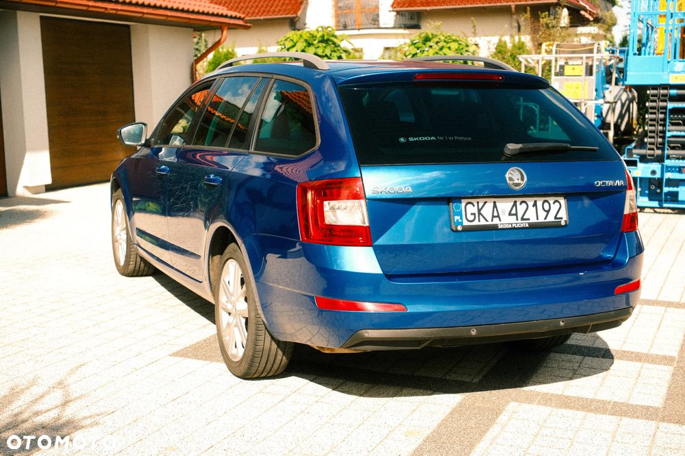 Skoda Octavia 1.8 TSI Ambition DSG - 6