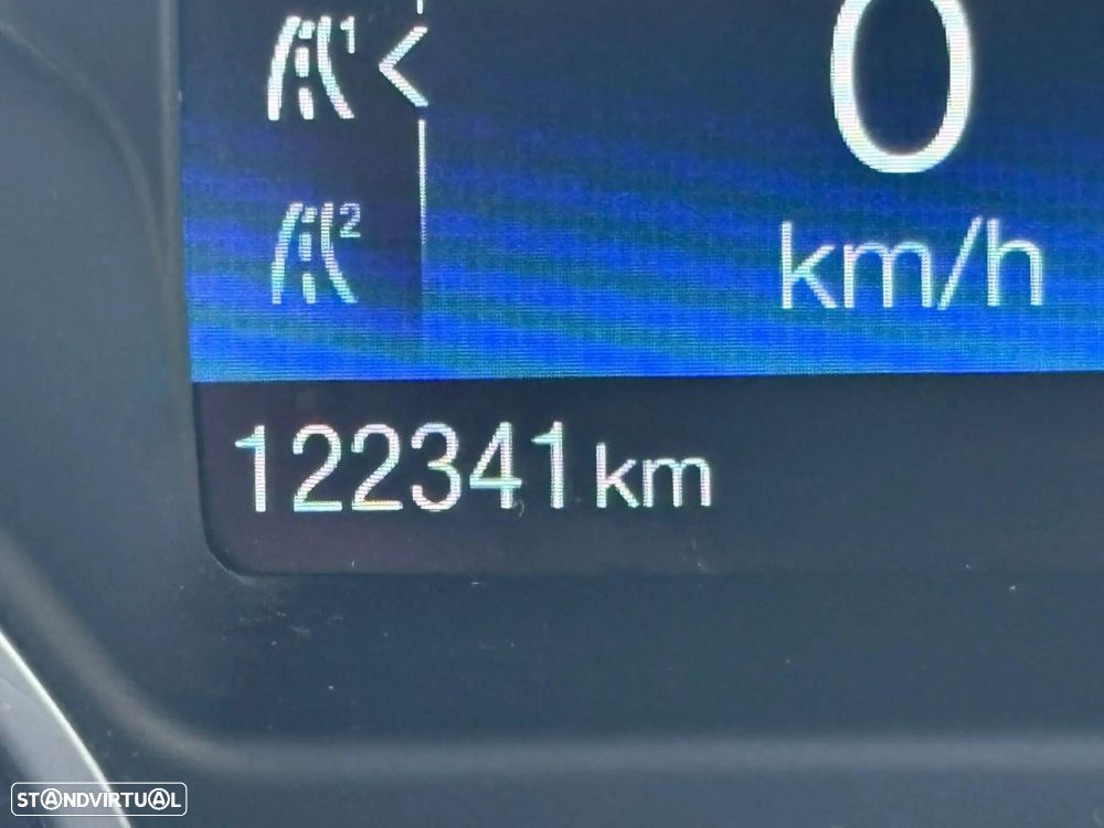Ford Focus 1.0 EcoBoost S&S COOL&CONNECT DESIGN - 9