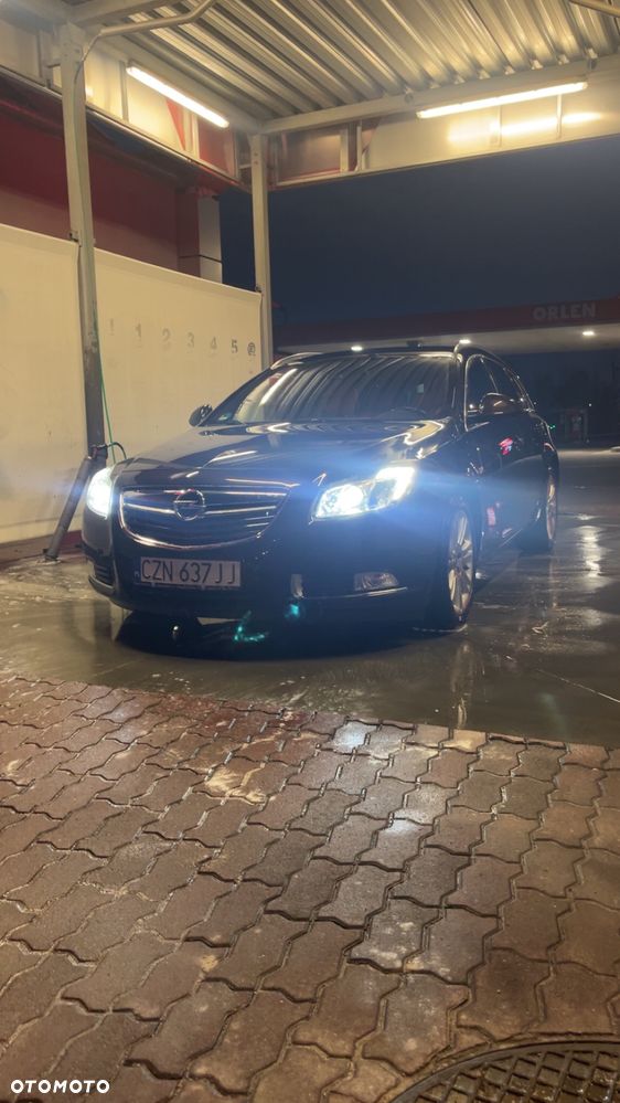 Opel Insignia - 1