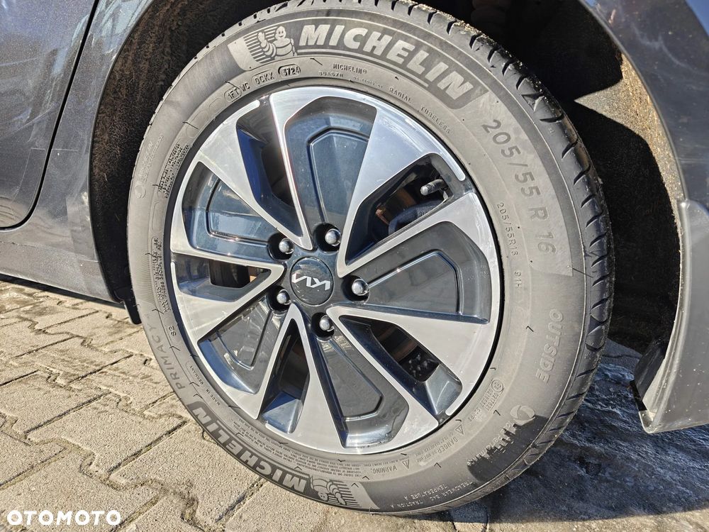 Kia Ceed 1.5 T-GDI Tribute DCT - 10