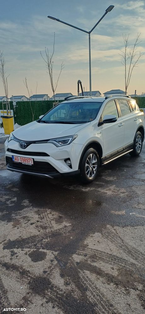 Toyota RAV4 - 12
