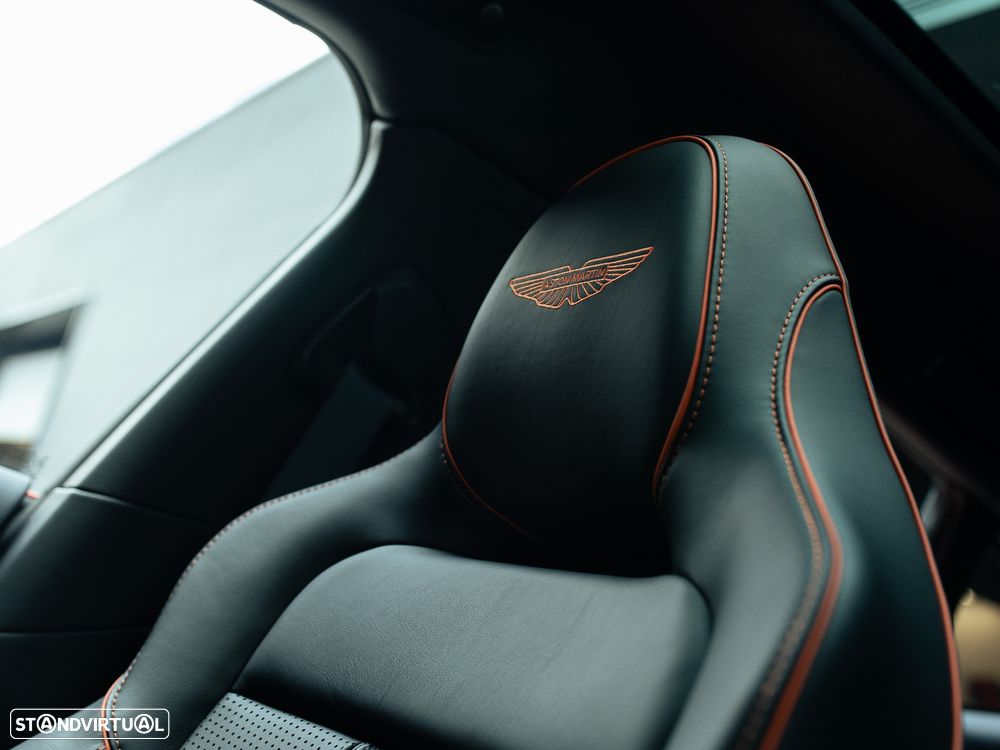 Aston Martin DBX 707 - 22
