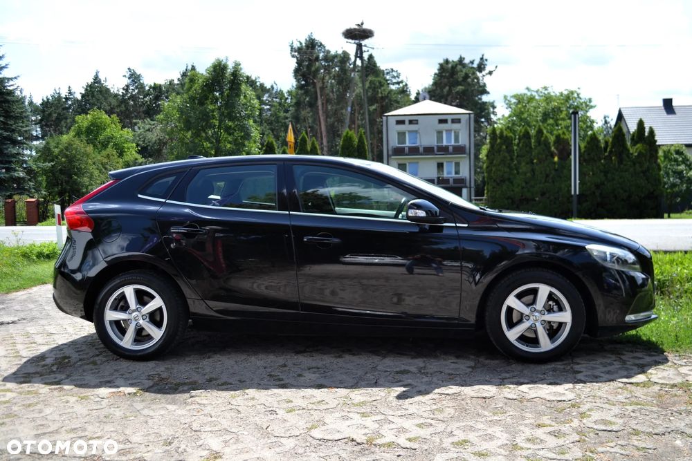 Volvo V40 D2 Kinetic - 13
