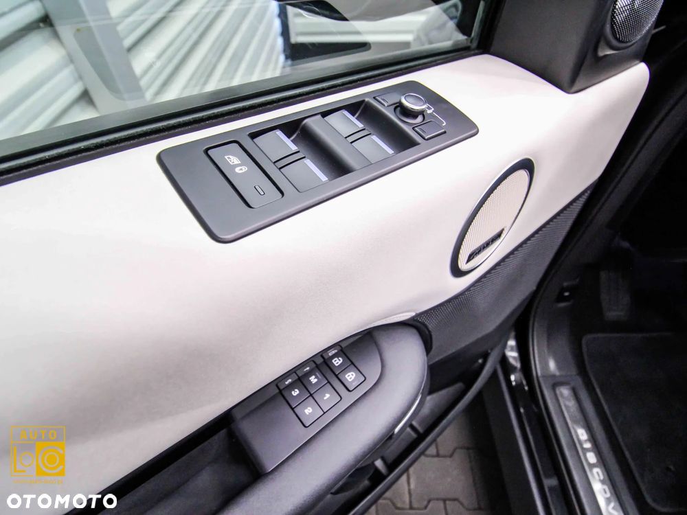 Land Rover Discovery ver-v-3-0-d250-mhev-r--dynamic-hse - 35