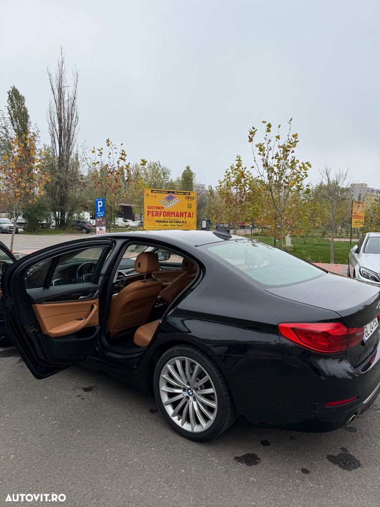 BMW Seria 5 520i AT - 8