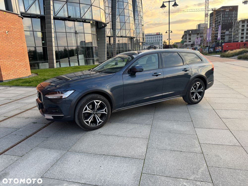 Volvo V90 - 11
