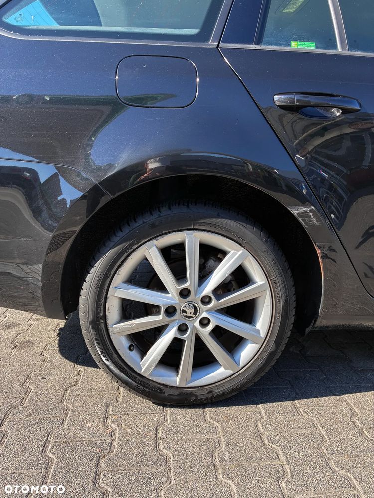 Skoda Octavia 2.0 TDI Elegance DSG - 13
