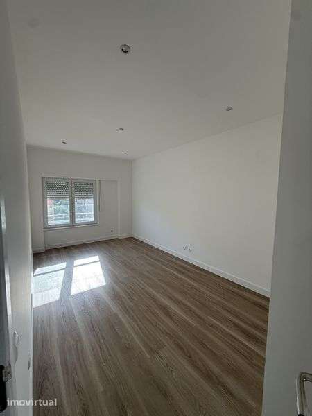 Apartamento T4 em Oeiras - Grande imagem: 5/8