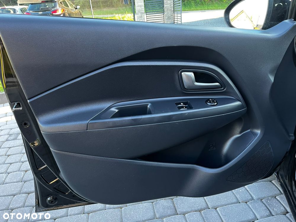 Kia Rio - 9