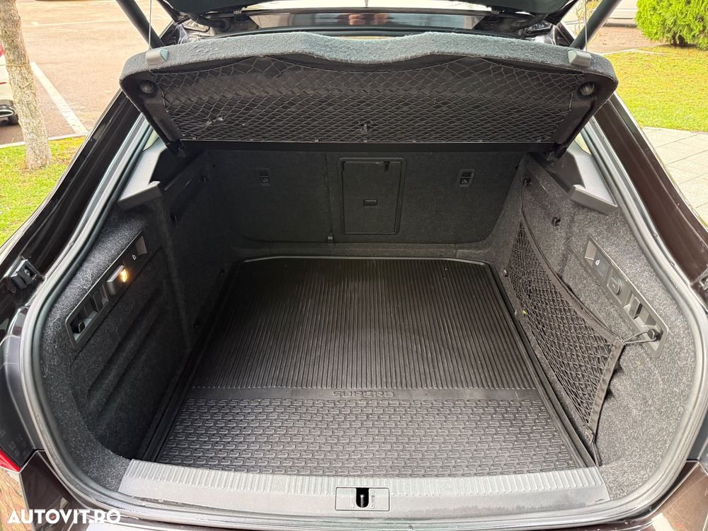 Skoda Superb 2.0 TDI DSG Laurin & Klement - 32