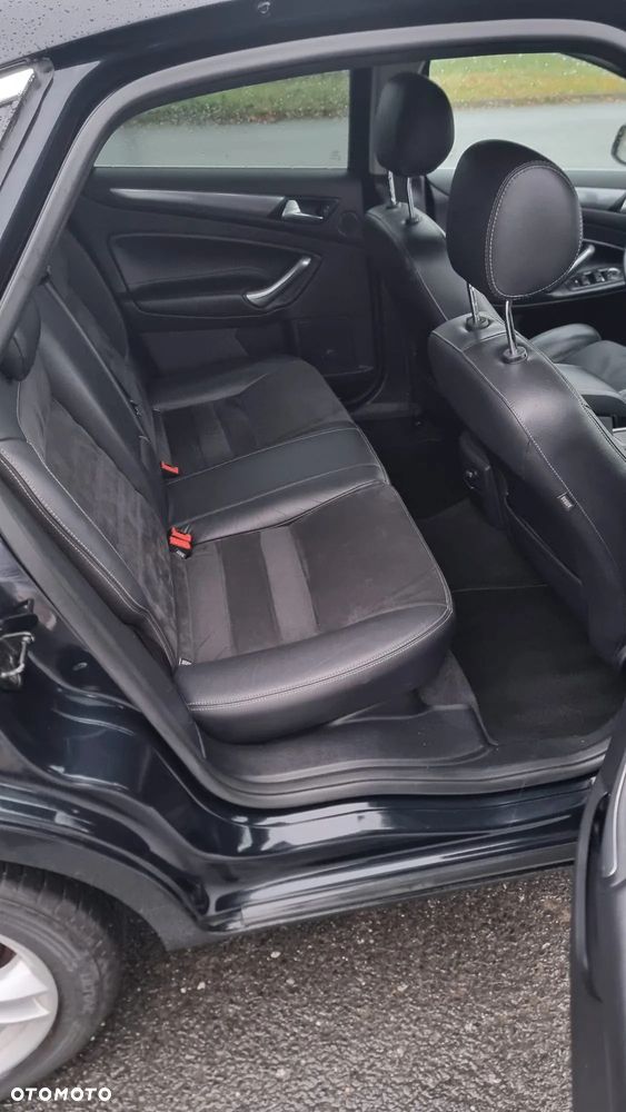 Ford Mondeo 2.0 TDCi Titanium - 13