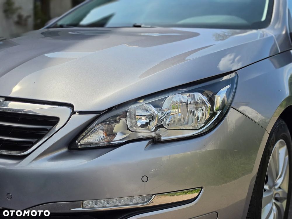 Peugeot 308 - 4