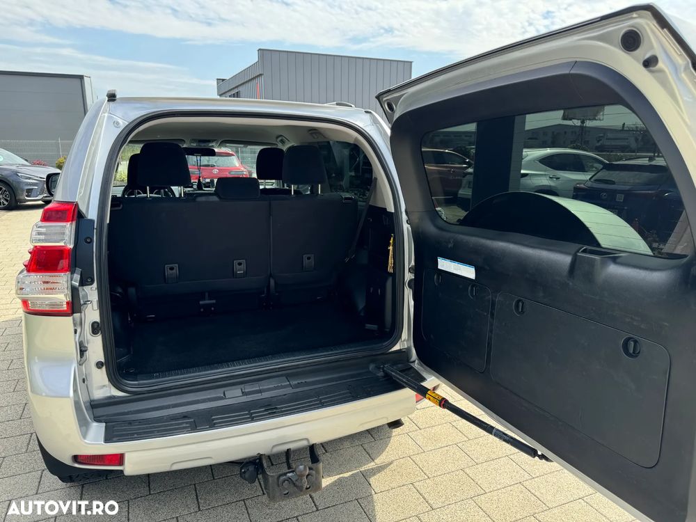Toyota Land Cruiser 2.8l Turbo D-4D Aut. Executive - 27