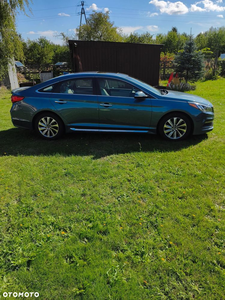 Hyundai Sonata - 4