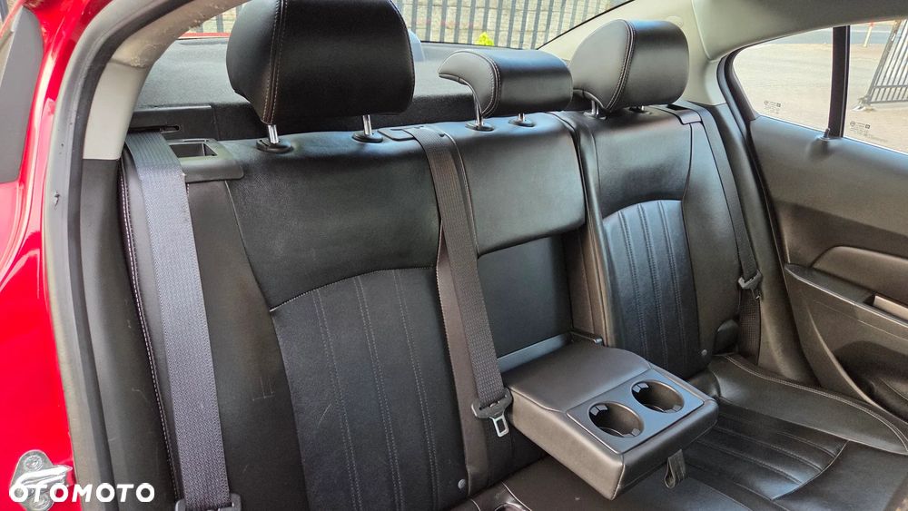 Chevrolet Cruze 1.8 LTZ - 39