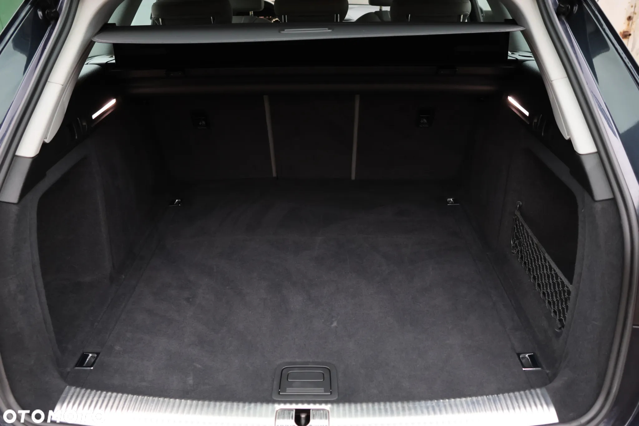 Audi A4 Avant 2.0 TDI ultra S tronic - 32