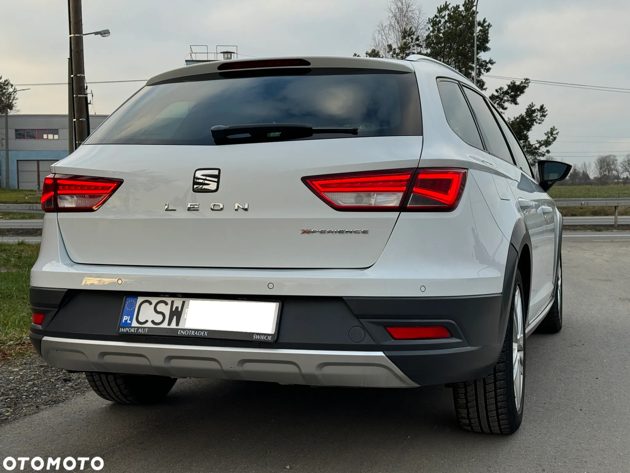 Seat Leon ST 1.6 TDI Start&Stop X-Perience - 8