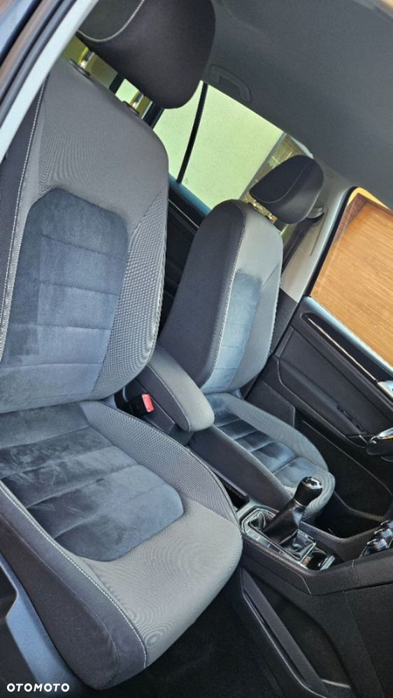 Volkswagen Golf Sportsvan - 23