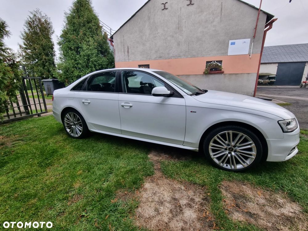 Audi A4 Limousine - 5