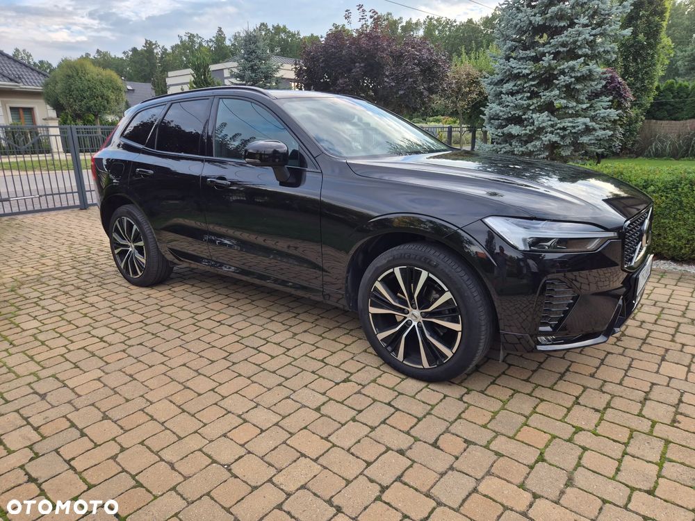 Volvo XC 60 B5 B AWD Ultra Black - 17