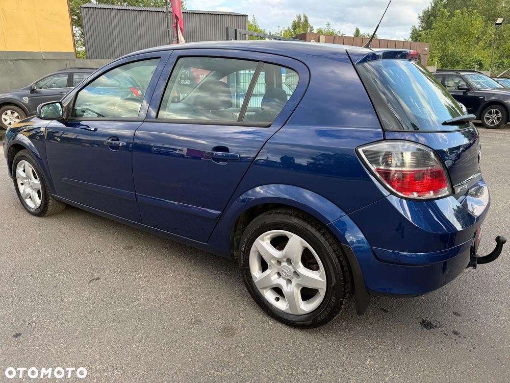 Opel Astra 1.6 Cosmo EasyTronic - 5