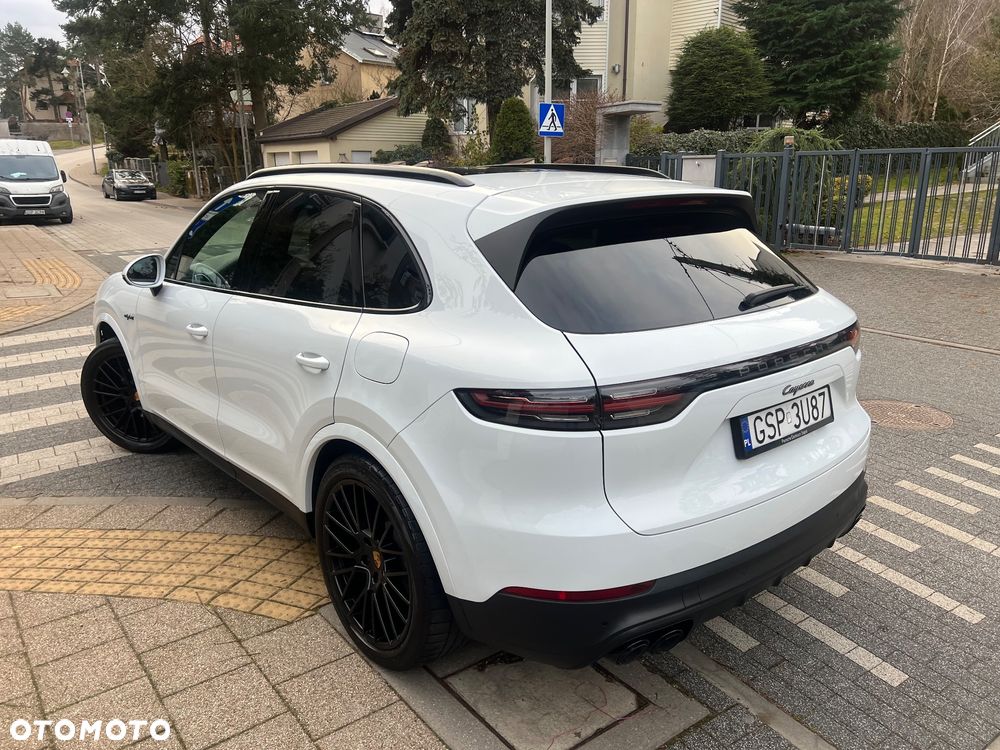Porsche Cayenne Platinum Edition - 13