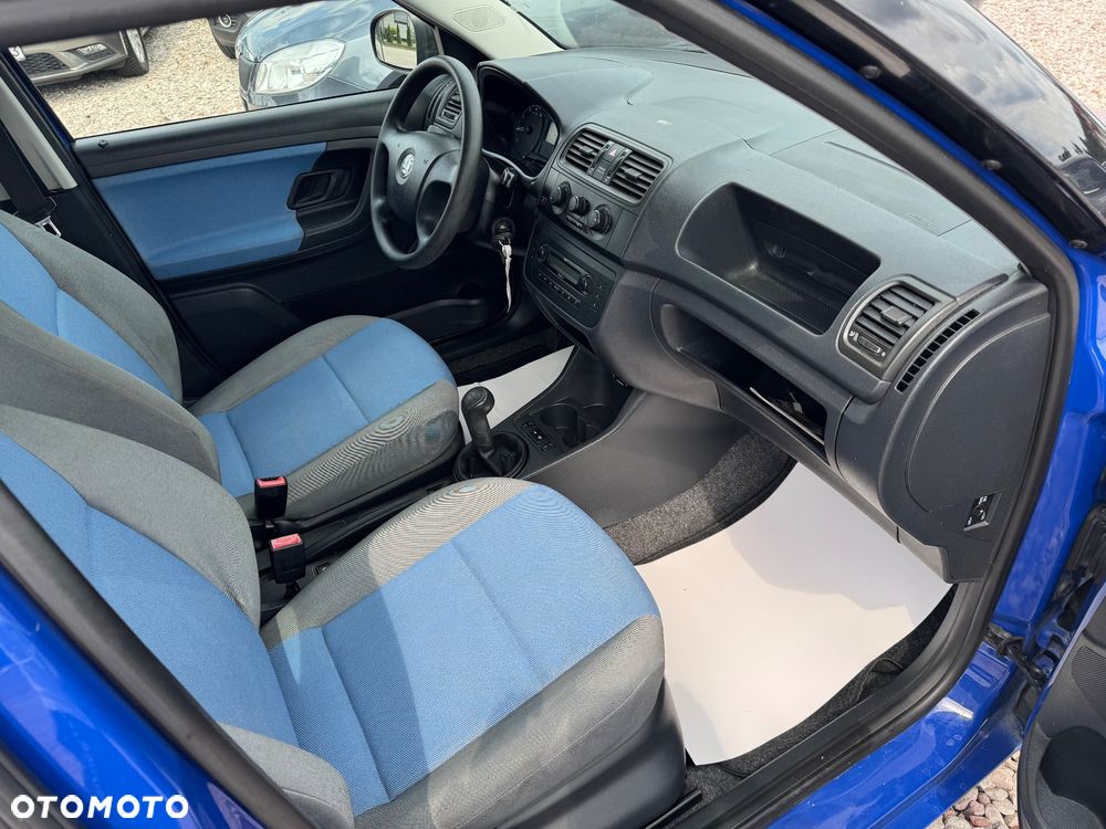 Skoda Fabia - 10