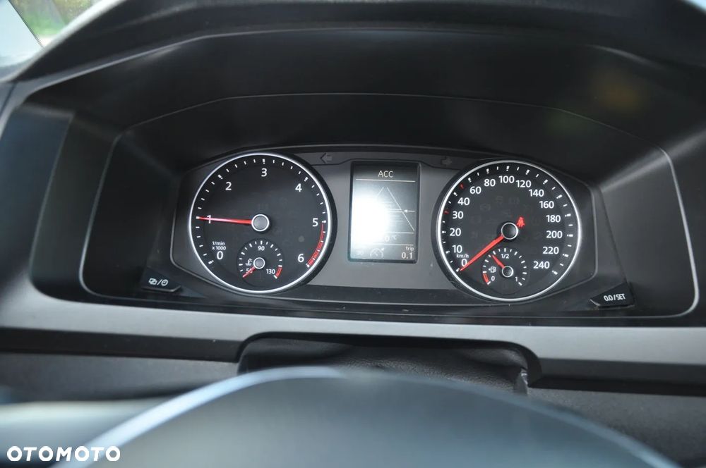 Volkswagen Transporter - 29
