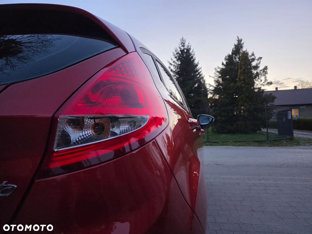 Ford Fiesta 1.25 Titanium - 19