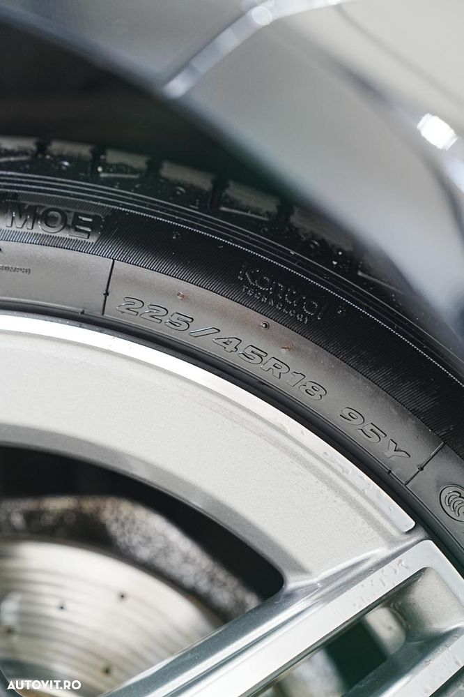 Mercedes-Benz C 220 d 9G-TRONIC AMG Line - 26