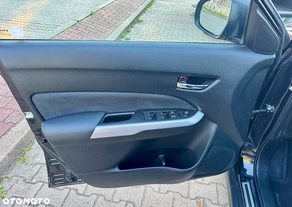 Suzuki Vitara - 18