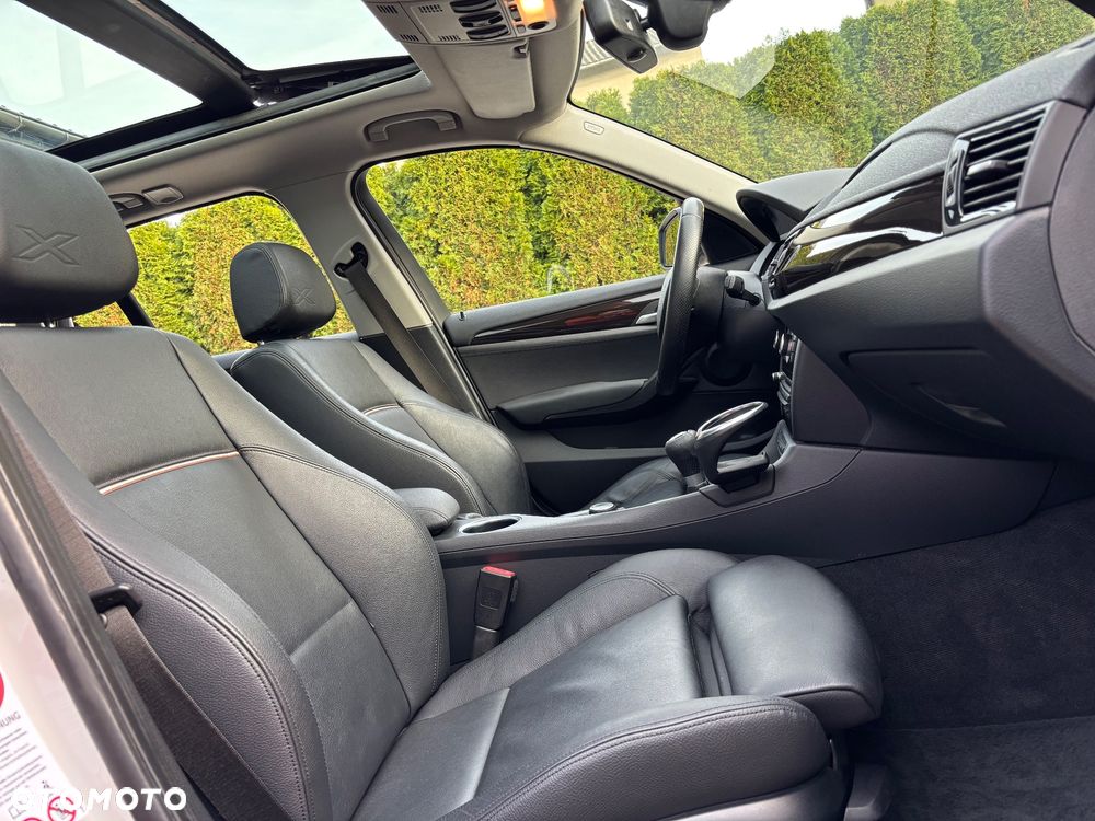 BMW X1 xDrive20d xLine - 5