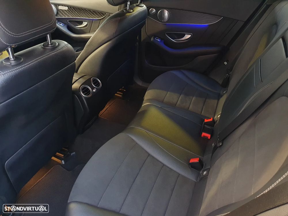 Mercedes-Benz GLC 250 d Coupe 4Matic 9G-TRONIC - 24