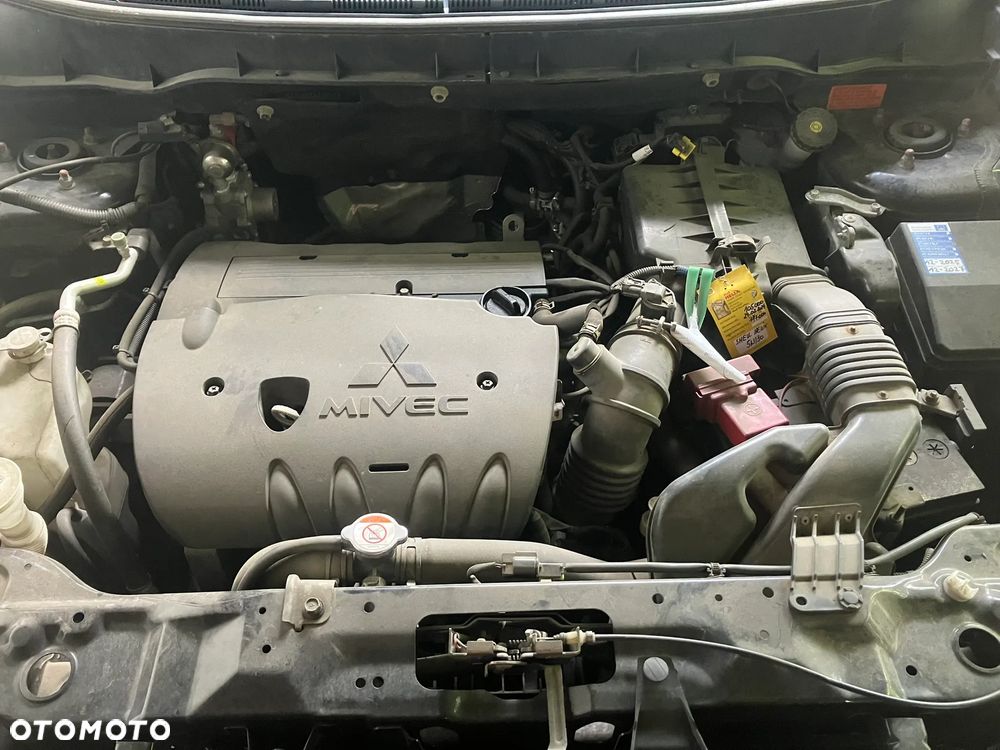 Mitsubishi ASX 2.0 4WD CVT Plus - 13