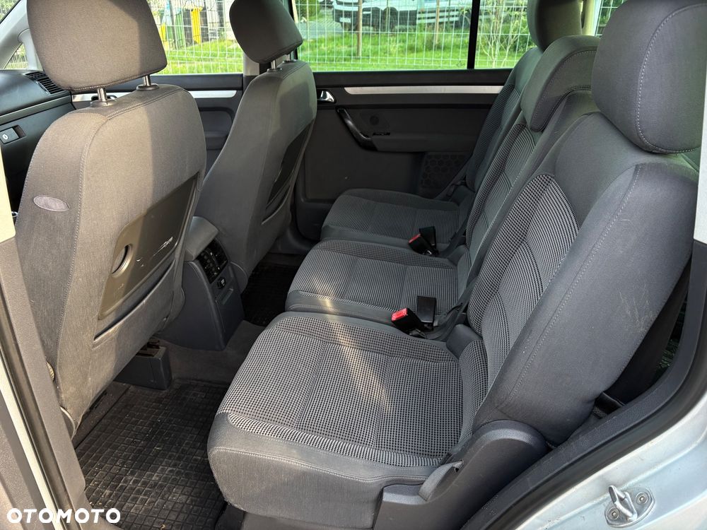 Volkswagen Touran 1.9 TDI Trendline - 10