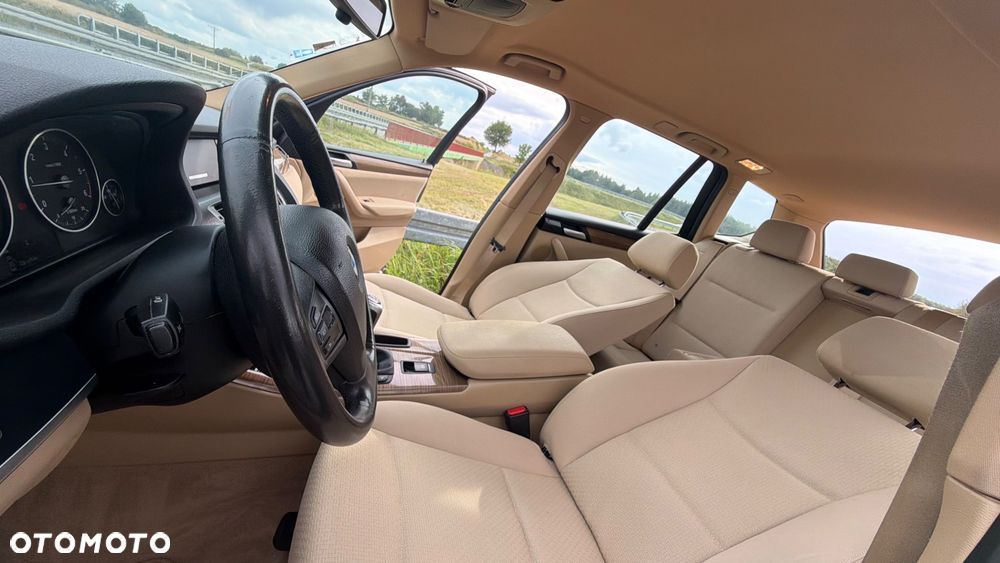 BMW X3 xDrive20d - 17